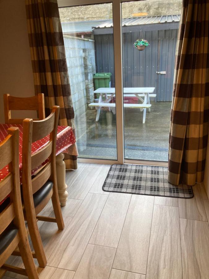 Home From Home Tralee Bagian luar foto